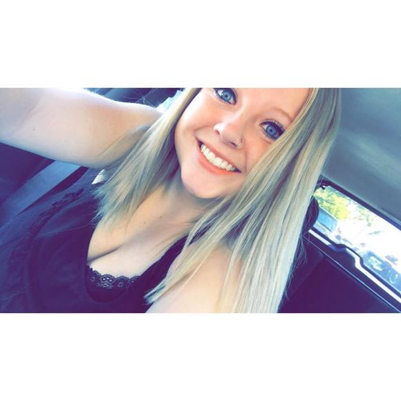 Meet your Posher, Jillian - Picture 1 of 1